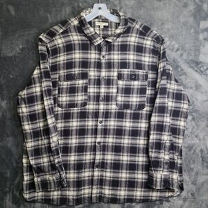 FRYE AND CO. Black and White Plaid Flannel